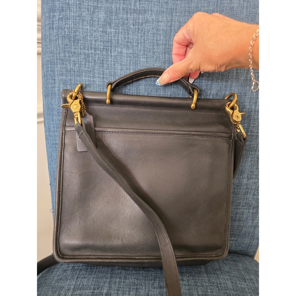 Vintage Coach Court Bag 9870 Black Leather Crossbody Top Handle Purse Brass - Picture 3 of 6